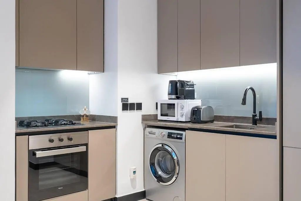 Ranch Living 1 Bedroom Apartment In Business Bay By Suiteable Dubai United Arab Emirates
