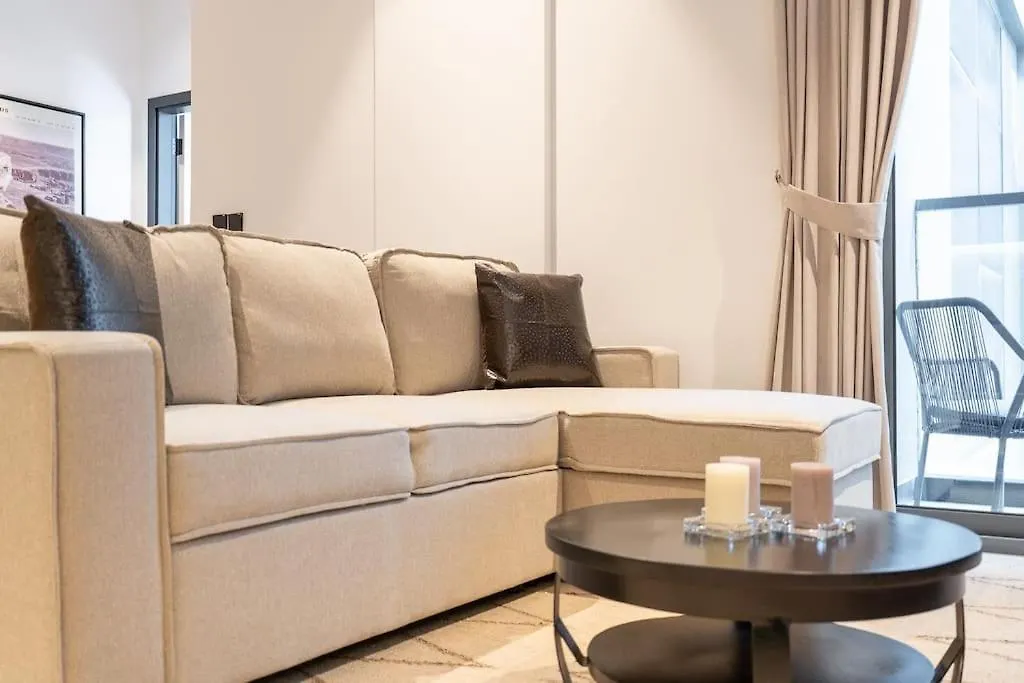 Ranch Living 1 Bedroom Apartment In Business Bay By Suiteable Dubai