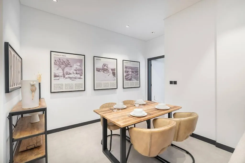 Ranch Living 1 Bedroom Apartment In Business Bay By Suiteable Dubai United Arab Emirates