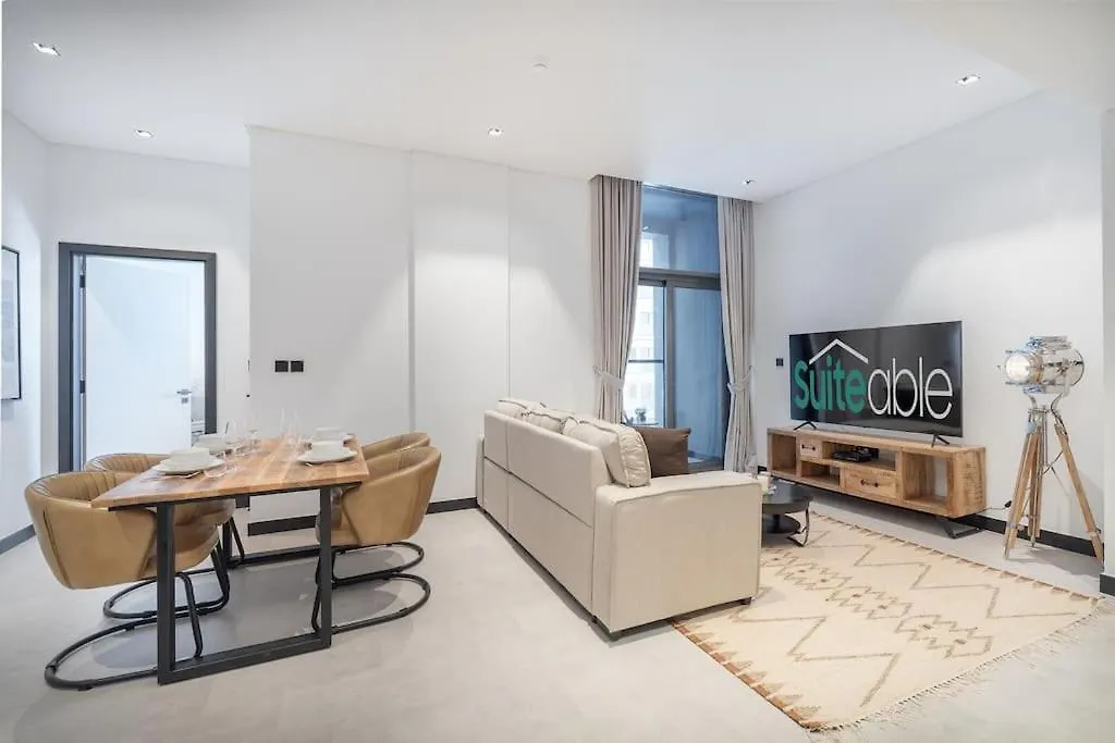 Ranch Living 1 Bedroom Apartment In Business Bay By Suiteable Dubai