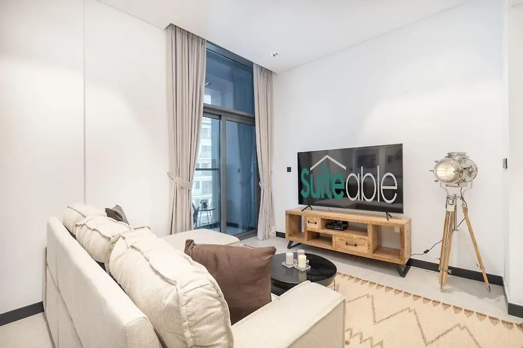 Ranch Living 1 Bedroom Apartment In Business Bay By Suiteable Dubai