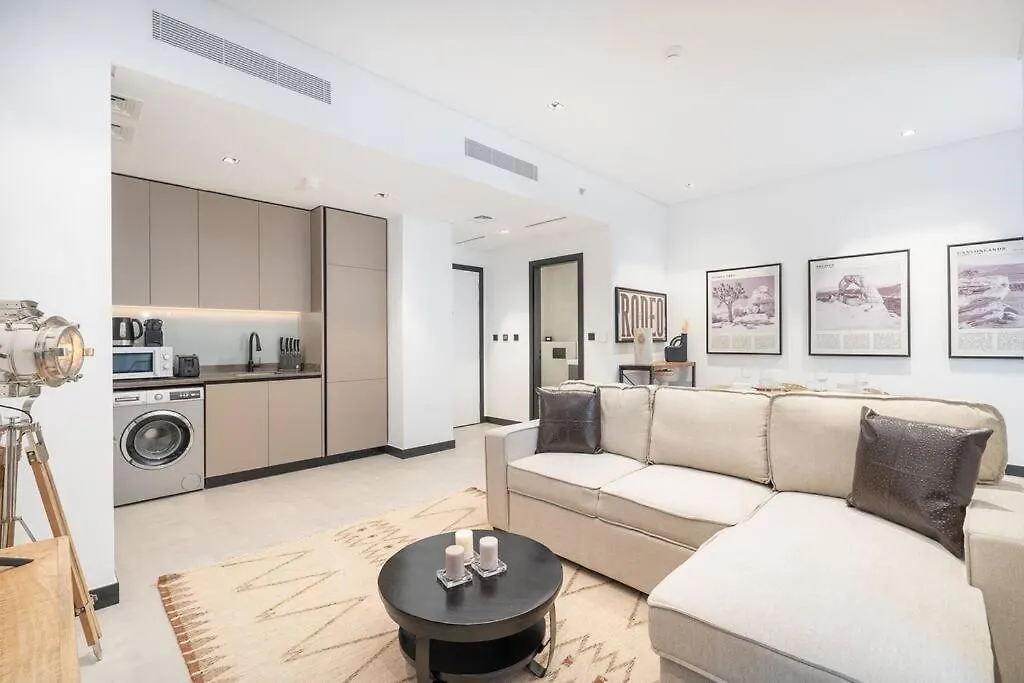 Ranch Living 1 Bedroom Apartment In Business Bay By Suiteable Dubai United Arab Emirates