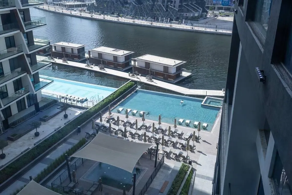 Ranch Living 1 Bedroom Apartment In Business Bay By Suiteable Dubai